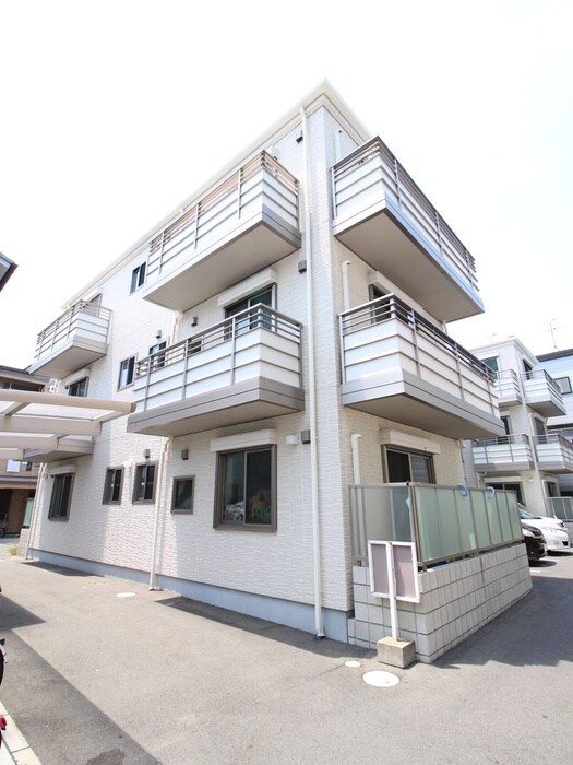 物件外観写真3　(外観写真)