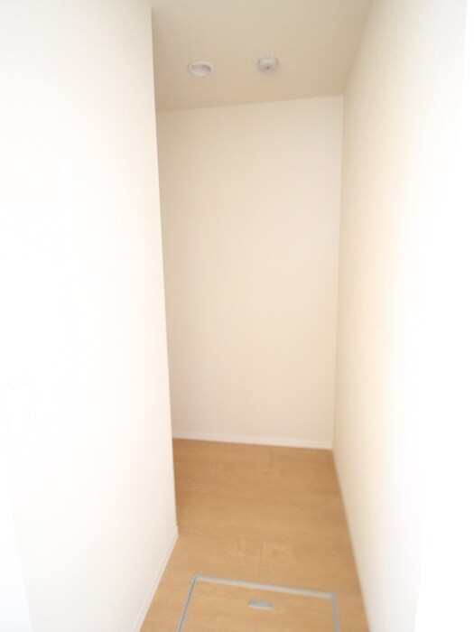 物件内観写真19　(廊下)