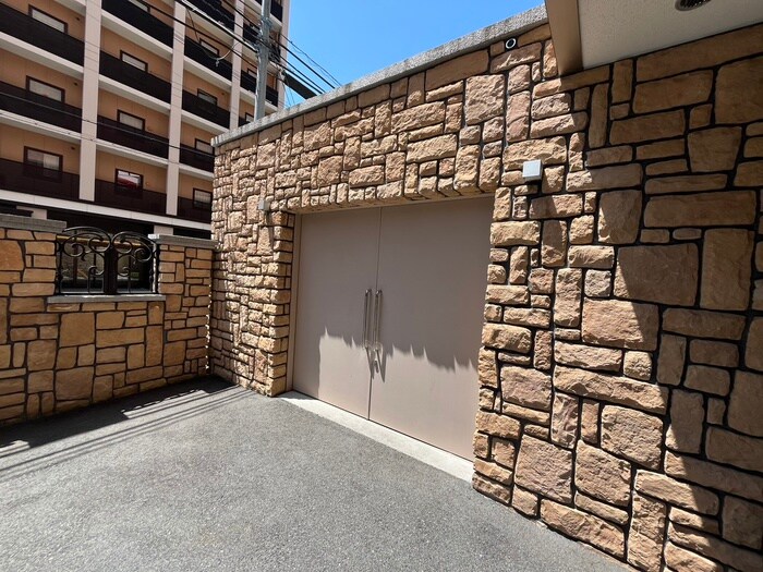 物件外観写真2　(建物設備)