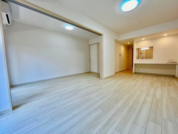 物件内観写真9　(居室)