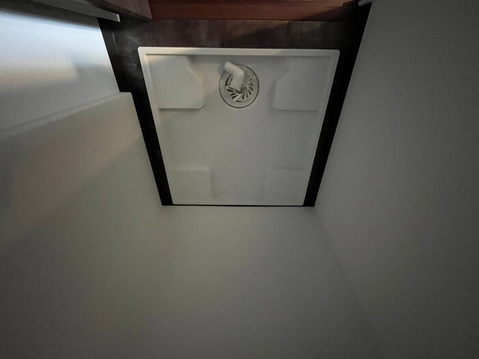 物件内観写真14　(洗濯機置場)