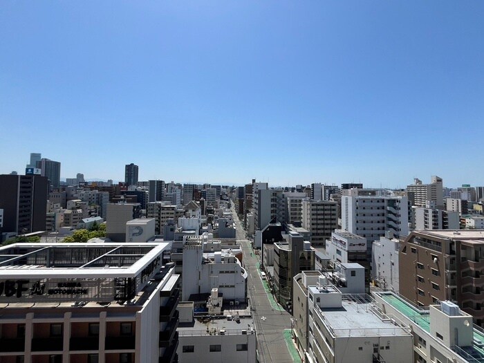 物件内観写真16　(室内からの展望)