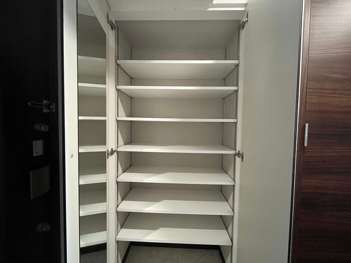 物件内観写真18　(靴箱)