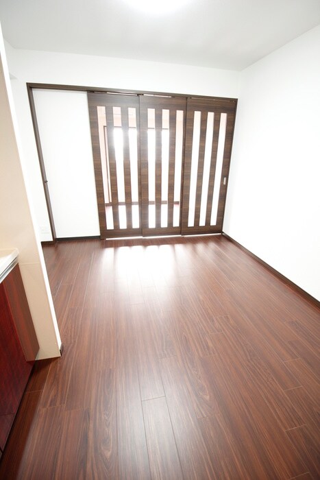 物件内観写真21　(居室)