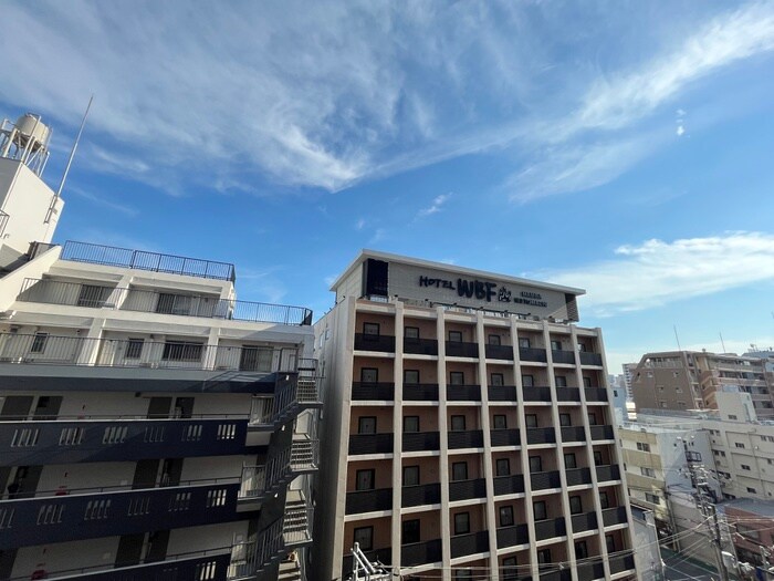 物件内観写真22　(室内からの展望)