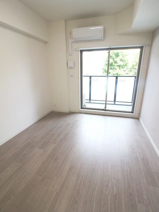 物件内観写真12　(居室)