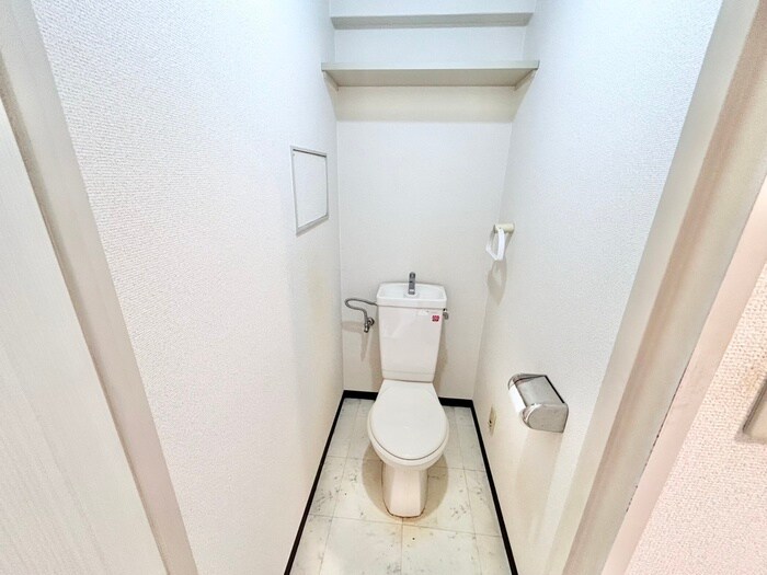 物件内観写真11　(トイレ)