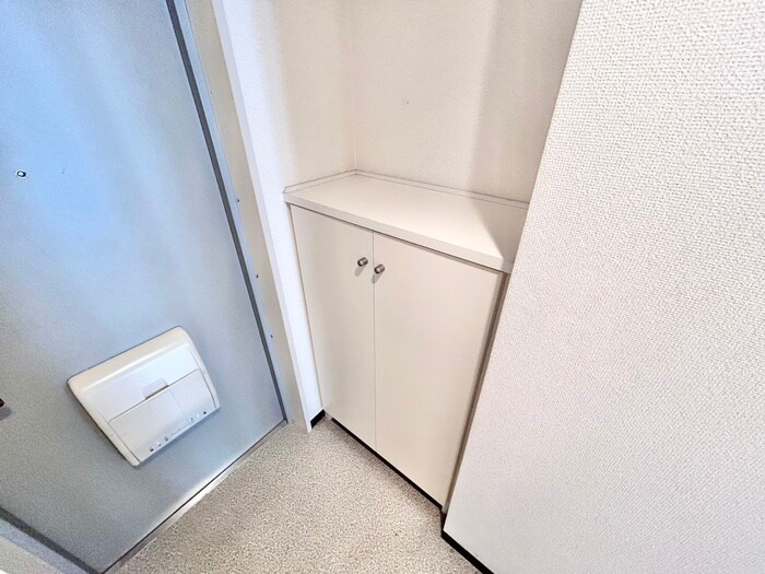 物件内観写真13　(靴箱)