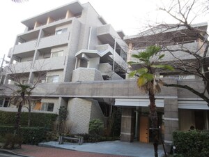 エスリード雲雀丘花屋敷（101）外観写真