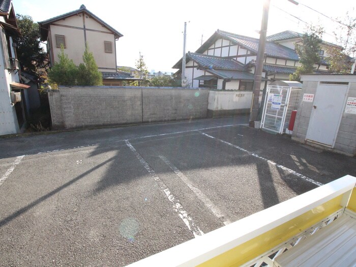 物件内観写真15　(室内からの展望)