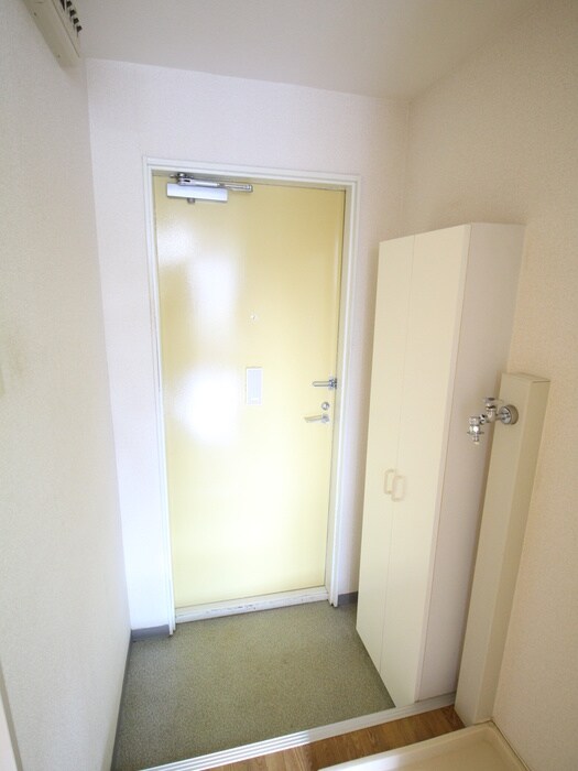 物件内観写真17　(玄関)