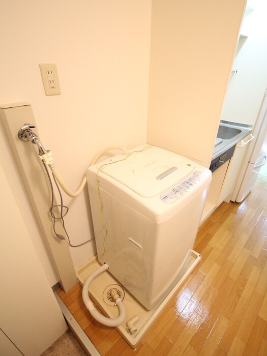 物件内観写真20　(洗濯機置場)