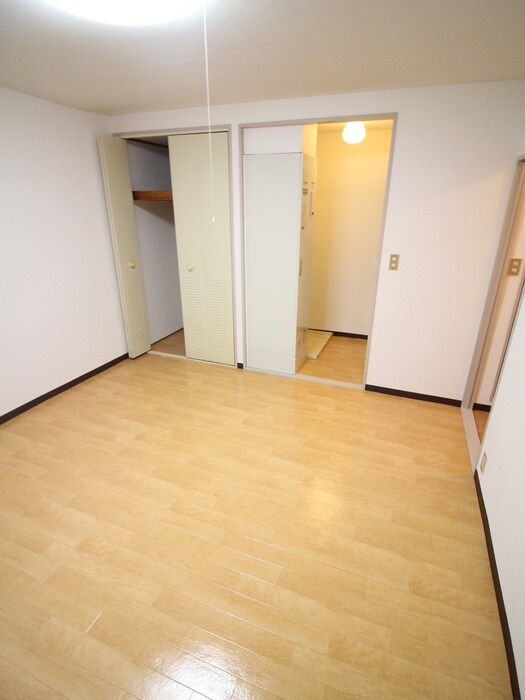 物件内観写真10　(内観写真)