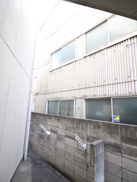 物件内観写真22　(室内からの展望)