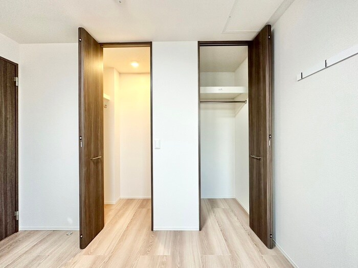 物件内観写真13　(収納)