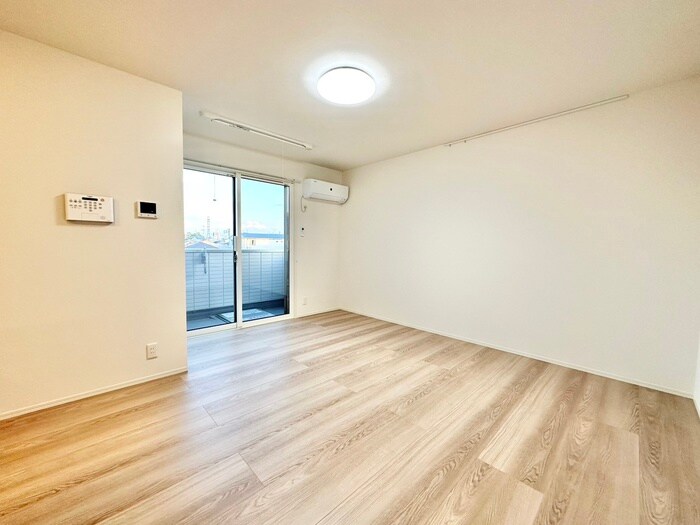 物件内観写真21　(居室)