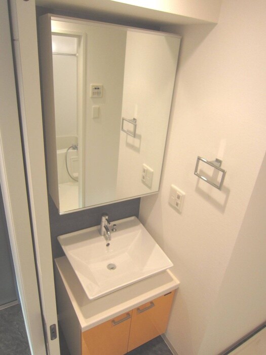 物件内観写真10　(洗面)