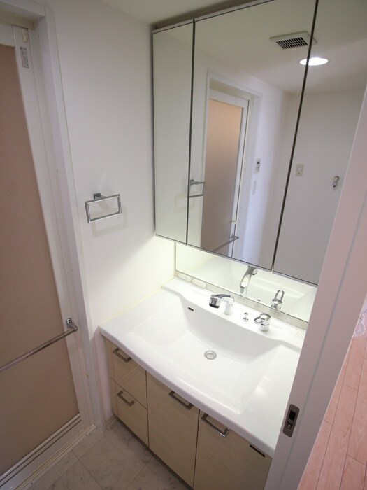 物件内観写真10　(洗面)