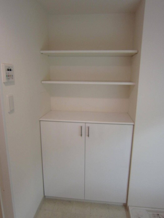 物件内観写真13　(靴箱)