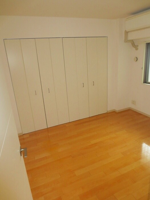 物件内観写真15　(居室)