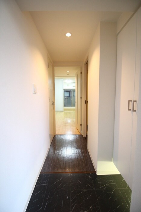 物件内観写真15　(廊下)