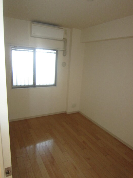 物件内観写真18　(居室)