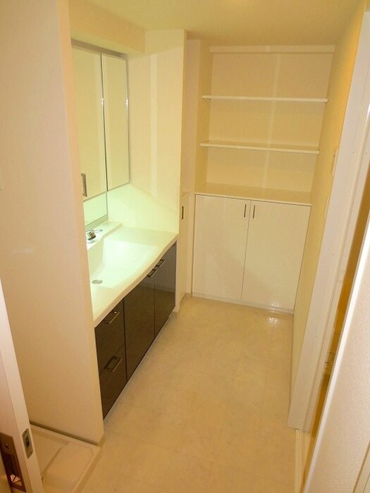 物件内観写真18　(洗面)