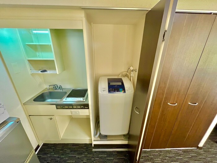 物件内観写真13　(洗濯機置場)