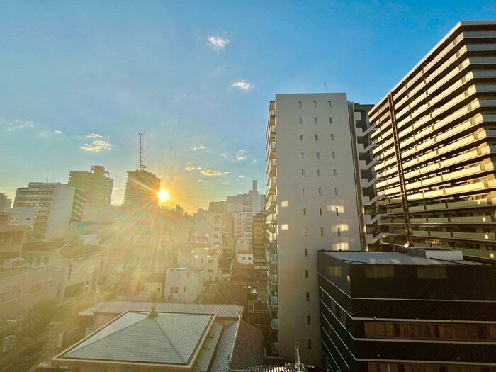 物件内観写真21　(室内からの展望)