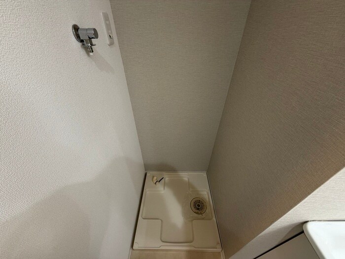 物件内観写真20　(洗濯機置場)