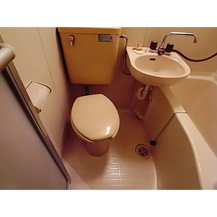 物件内観写真12　(トイレ)