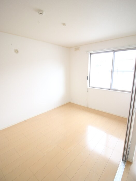 物件内観写真12　(居室)