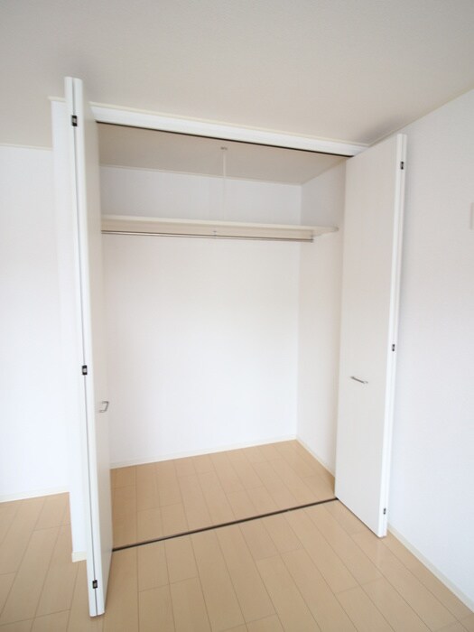 物件内観写真13　(収納)