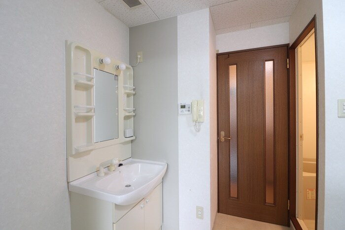 物件内観写真12　(洗面)