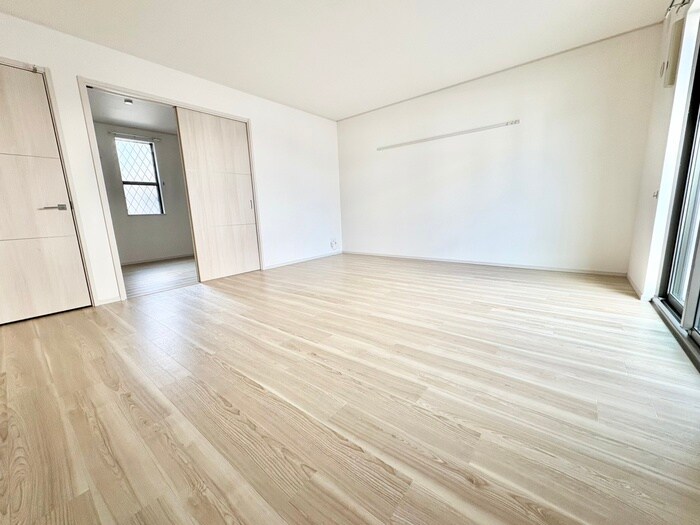 物件内観写真6　(居室)