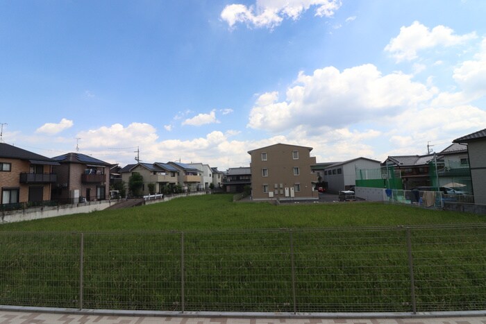 物件内観写真16　(室内からの展望)