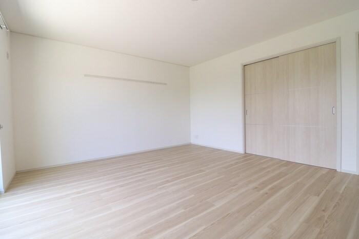 物件内観写真18　(居室)