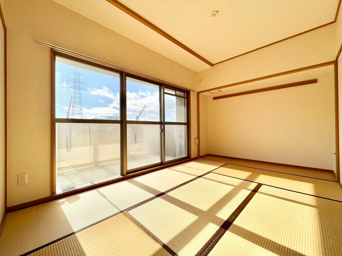 物件内観写真10　(居室)