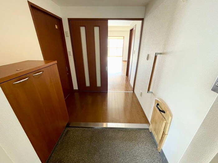 物件内観写真20　(廊下)