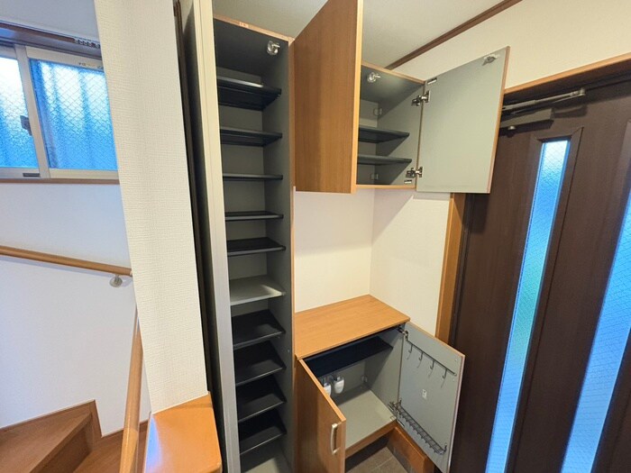 物件内観写真17　(靴箱)