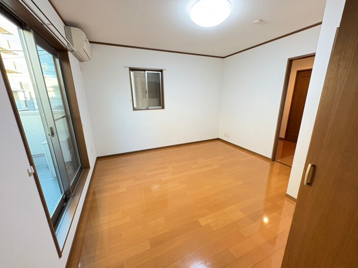 物件内観写真22　(居室)