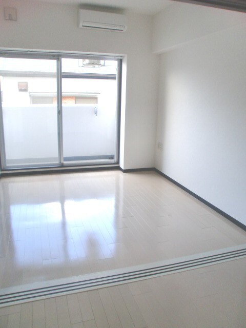 物件内観写真7　(内観写真)