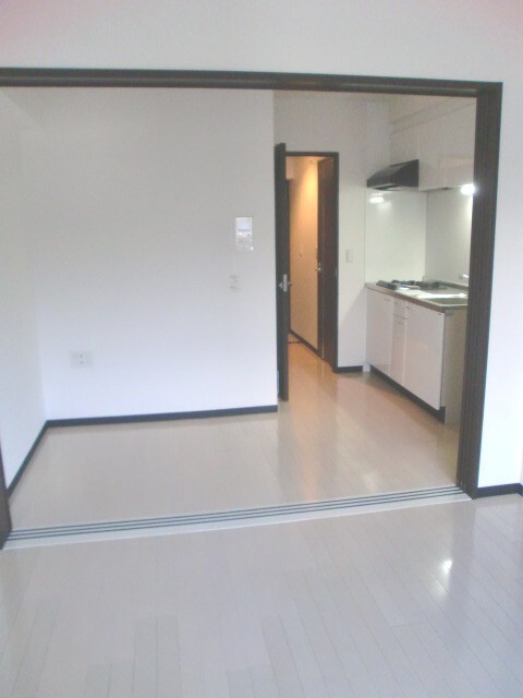 物件内観写真8　(内観写真)