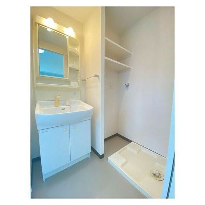 物件内観写真11　(洗面)