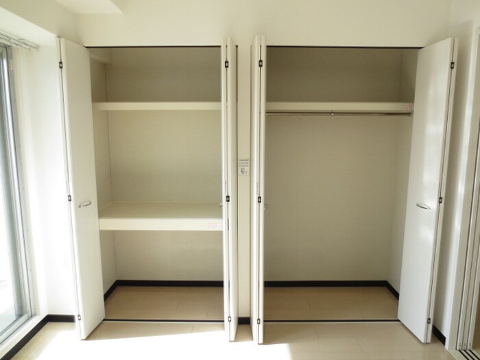 物件内観写真11　(収納)
