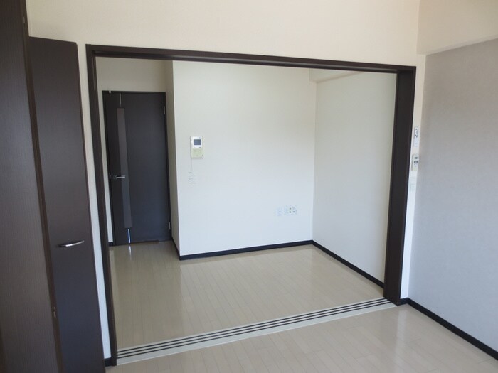 物件内観写真15　(居室)