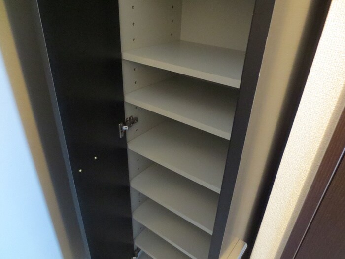 物件内観写真17　(靴箱)