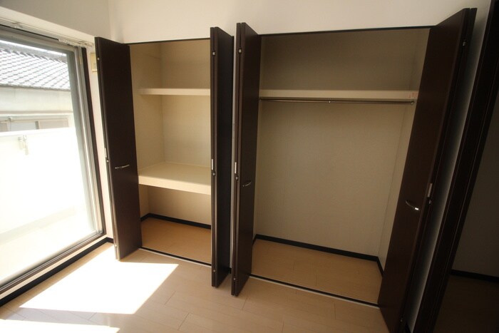 物件内観写真18　(収納)
