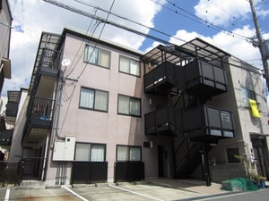 小寺マンション外観写真