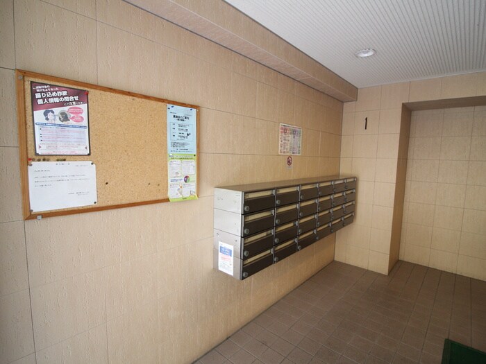 物件外観写真6　(建物設備)